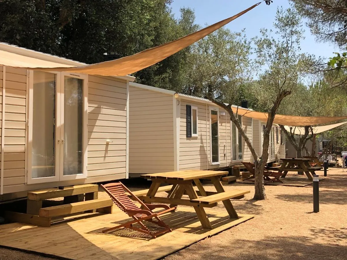 Camping 3 Estrellas Costa Brava 벨로브레가 2*,