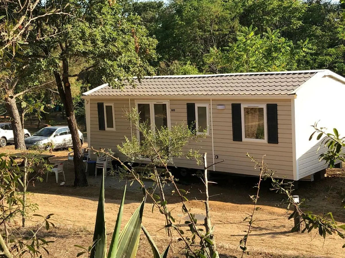 Camping 3 Estrellas Costa Brava 벨로브레가 캠프장