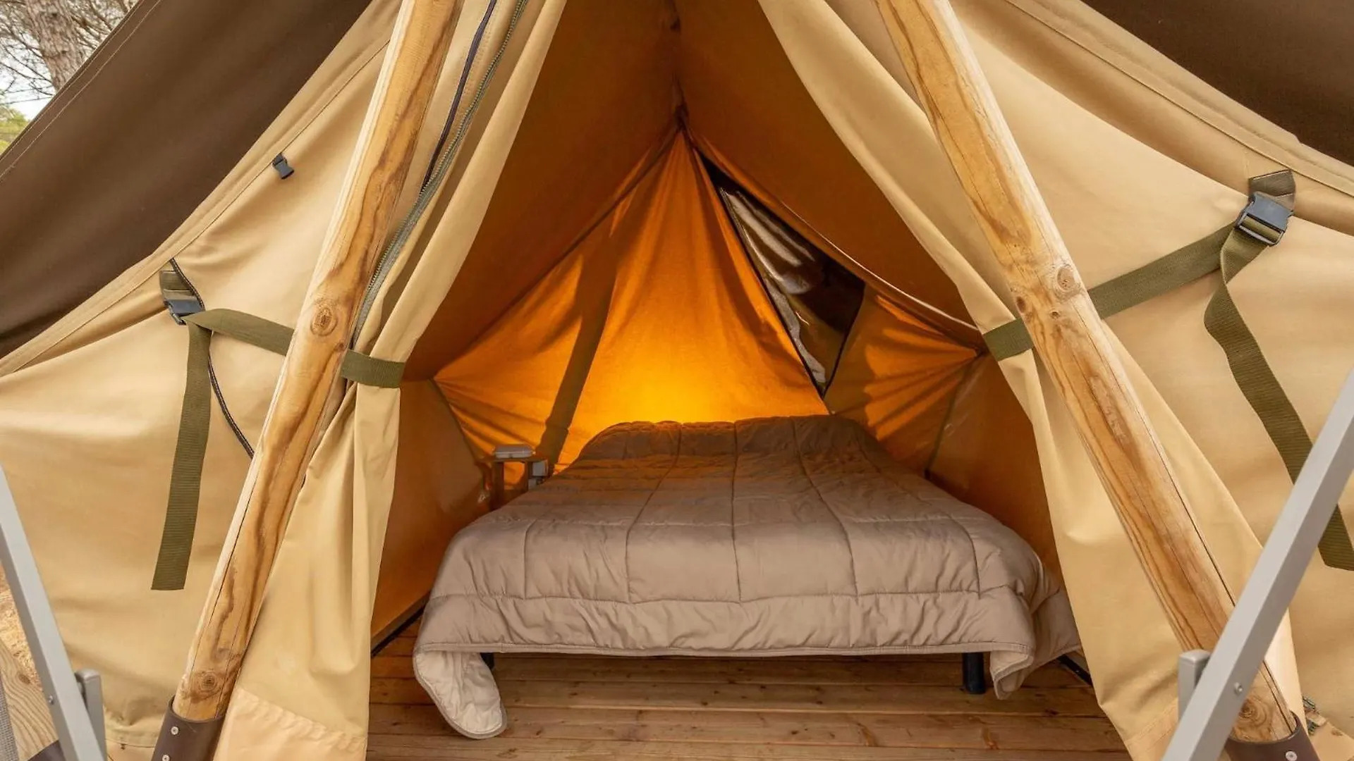Camping 3 Estrellas Costa Brava Vall-Llobrega España
